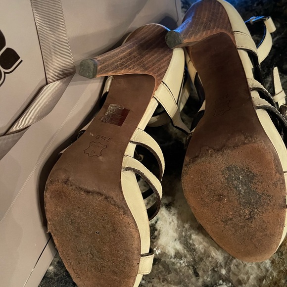 BCBG leather sandals - Picture 4 of 5